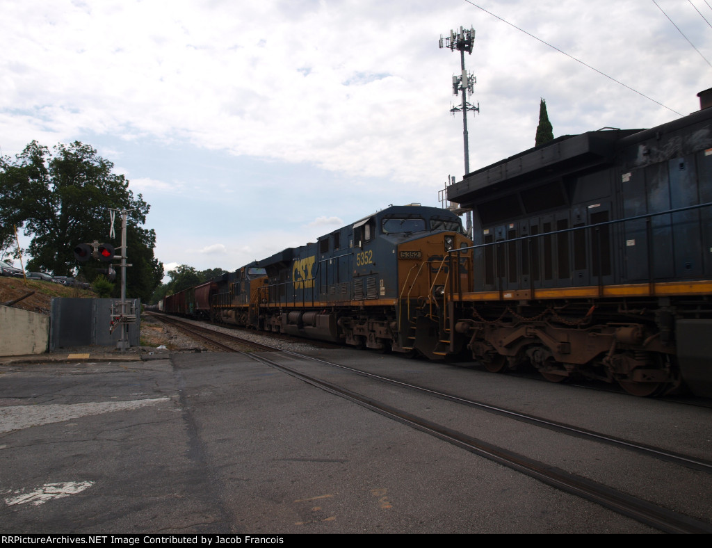 CSX 5352